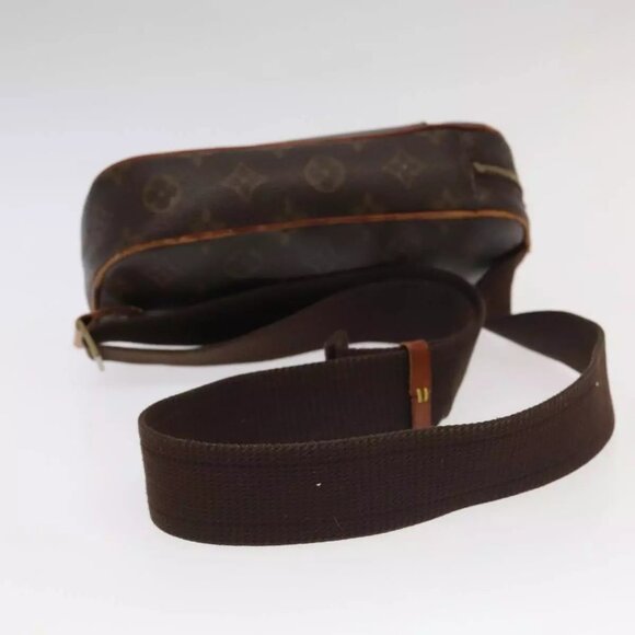 LOUIS VUITTON Monogram Pochette Gange Shoulder Bag - Picture 7 of 16